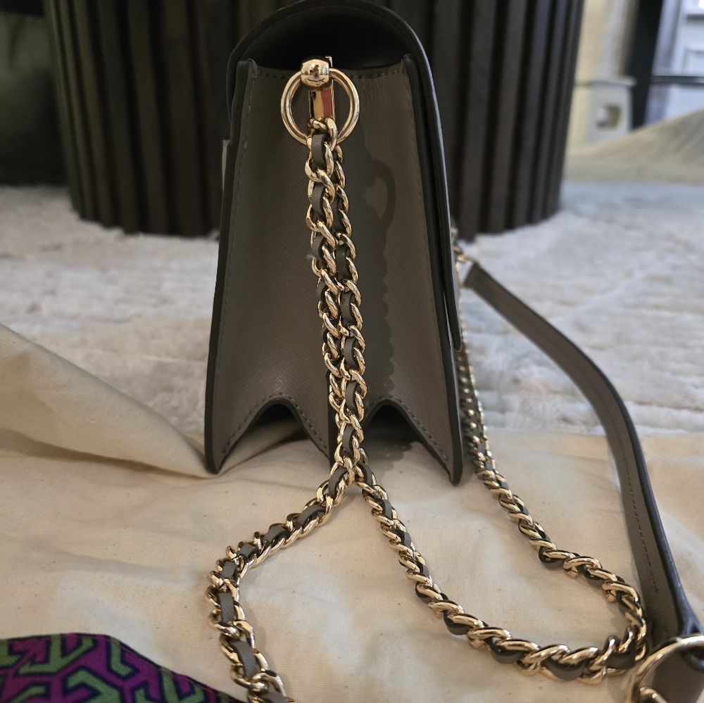 🌟Tory Burch Saffiano Leather Convertible Shoulder bag - Taupe - Picture 5 of 10